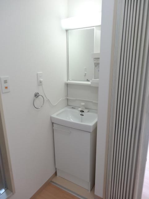 居室・リビング　奇麗な洗面台です。