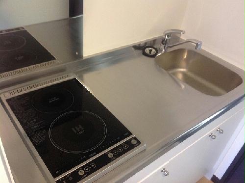 キッチン　実際のお部屋と異なる場合がございます。