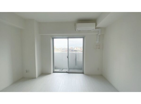 居室・リビング　※同物件他部屋写真 反転、色違いの場合有 現況優先