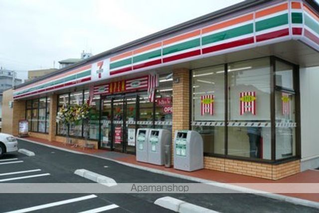 コンビニ　セブンイレブン山波店（コンビニ）まで300m