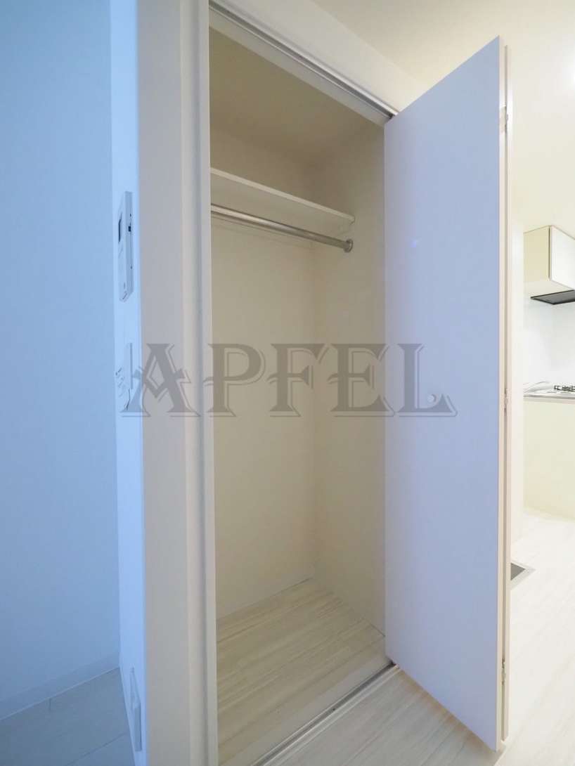 収納　アルバス