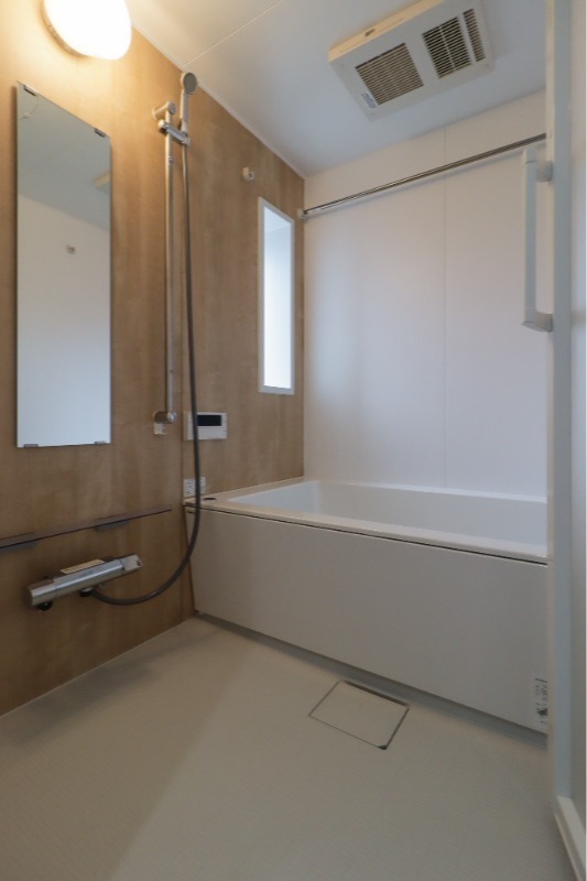 バス・シャワールーム　図面と現状に相違がある場合には現状を優先