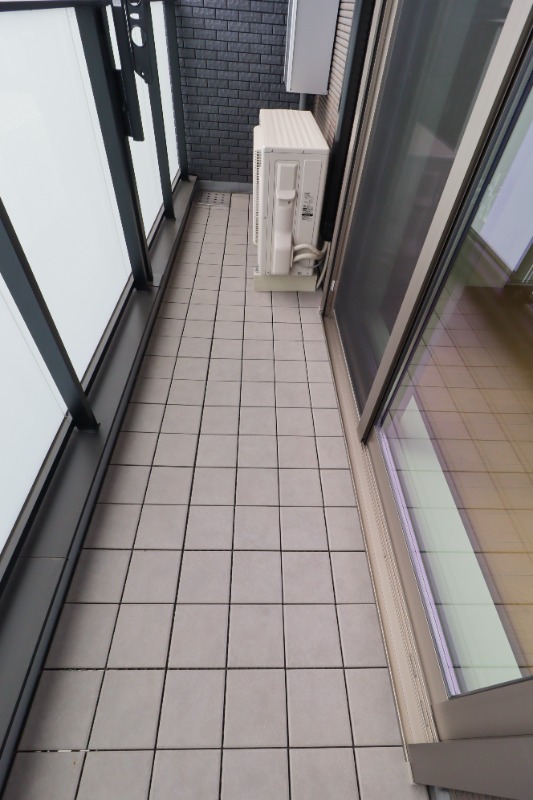 バルコニー　図面と現状に相違がある場合には現状を優先