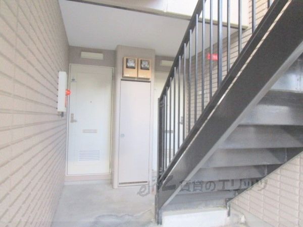 ロビー　玄関部分