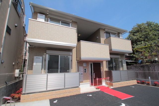 建物外観　凛々しい佇まい。