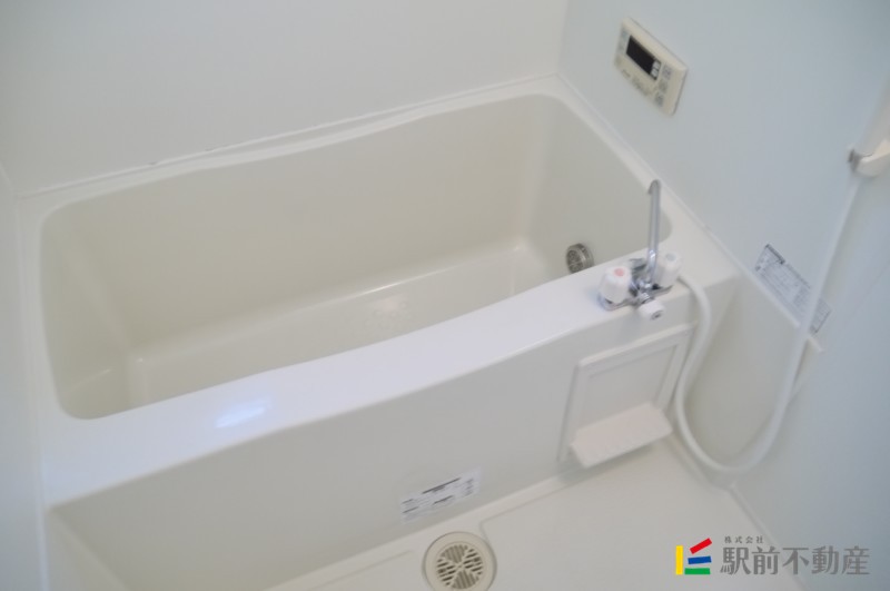 バス・シャワールーム　シャワーつきです