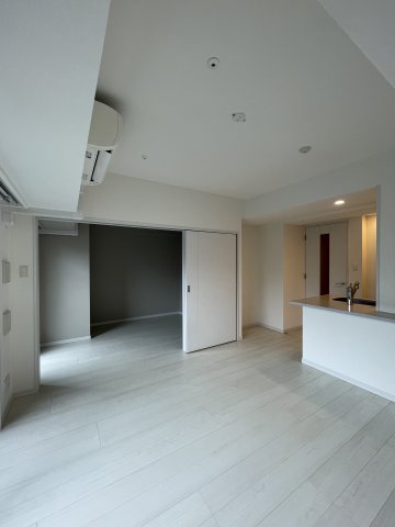 居室・リビング　Log上野駅前