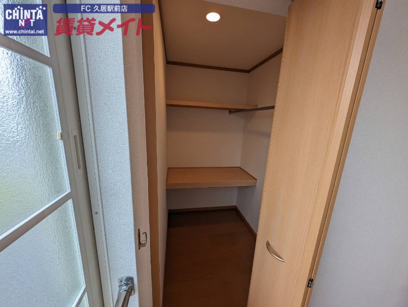 収納　同タイプ部屋写真です。