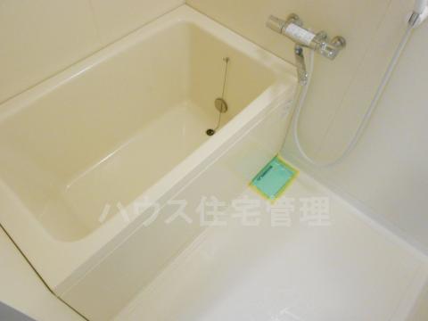 バス・シャワールーム　バス