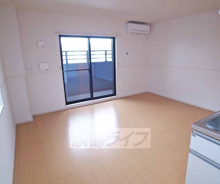 居室・リビング　広々しています。