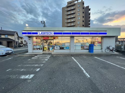 コンビニ　ローソン 清水五丁目店（コンビニ）まで271m