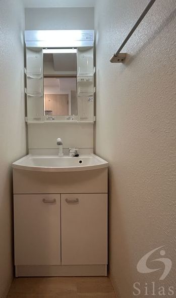 洗面設備　同仕様