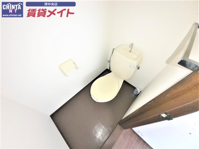 トイレ　同物件別室写真
