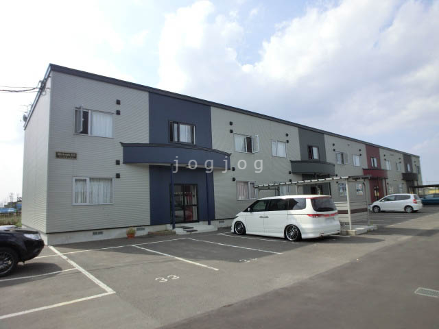 エントランス　駐車場