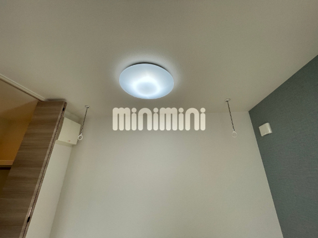 その他　照明、室内物干し