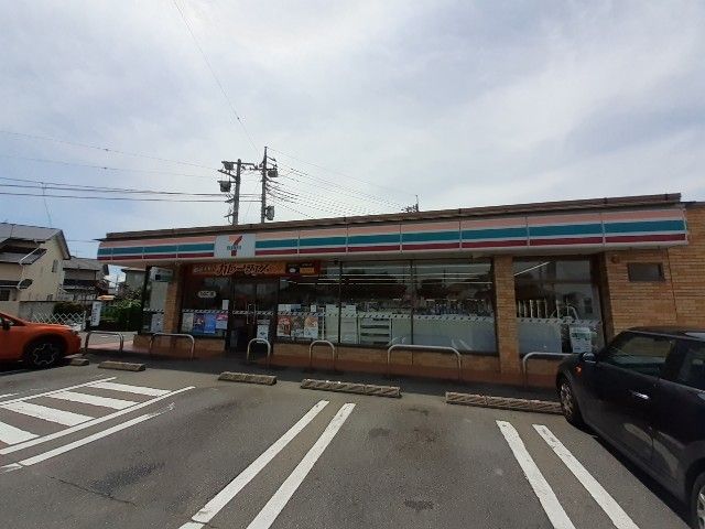 コンビニ　セブンイレブン伊勢崎市除ケ町店（コンビニ）まで1000m