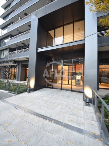 エントランス　ロジュマンタワー梅田　エントランス