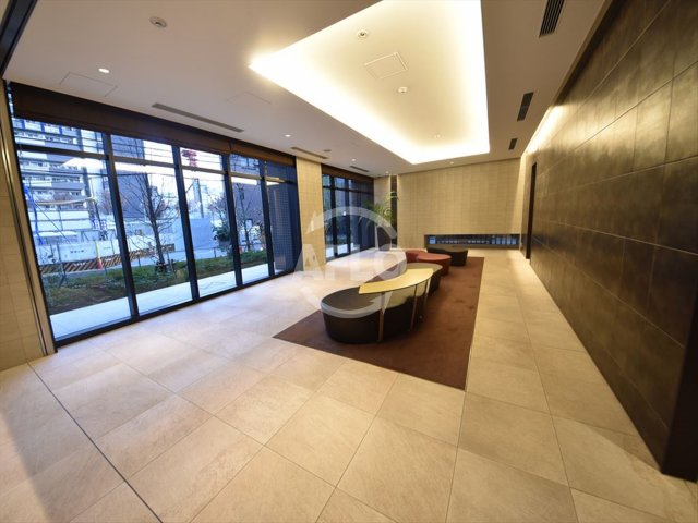 ロビー　ロジュマンタワー梅田　ロビー
