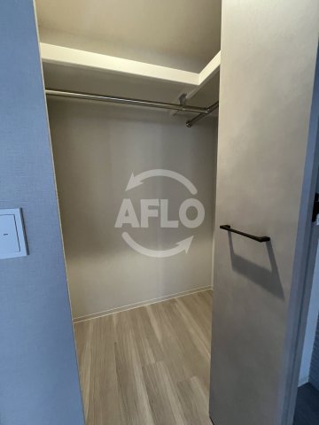 収納　プレサンス東淀川駅前プローシェ　クローゼット