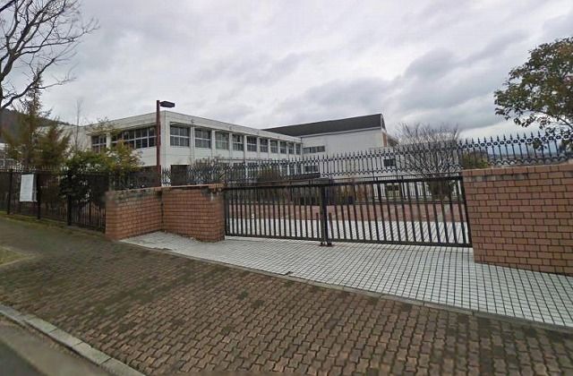 小学校　京都市立桂坂小学校（小学校）まで1016m