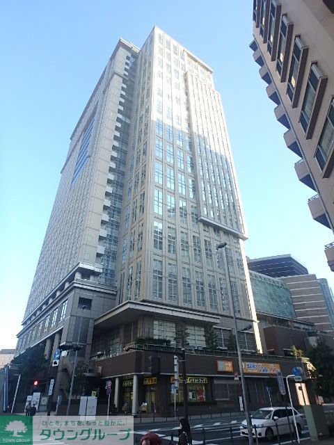 ショッピングセンター　ミューザ川崎（ショッピングセンター）まで740m