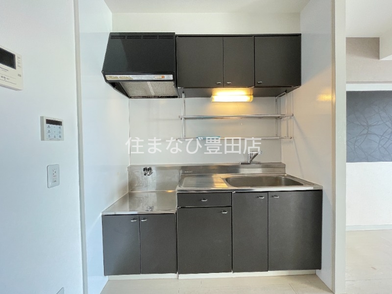 キッチン　反転同型タイプ