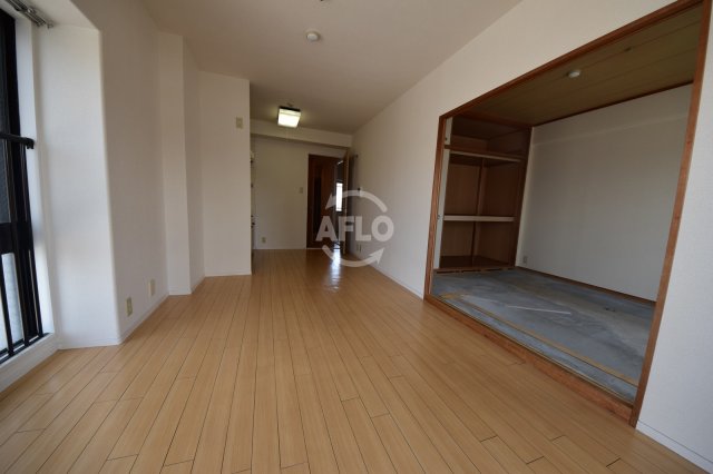 居室・リビング　ライフ野江　リビング