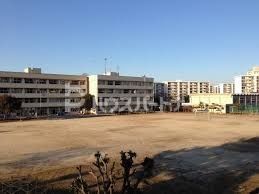 小学校　船橋市立芝山西小学校（小学校）まで2060m