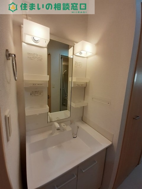 洗面設備　同型