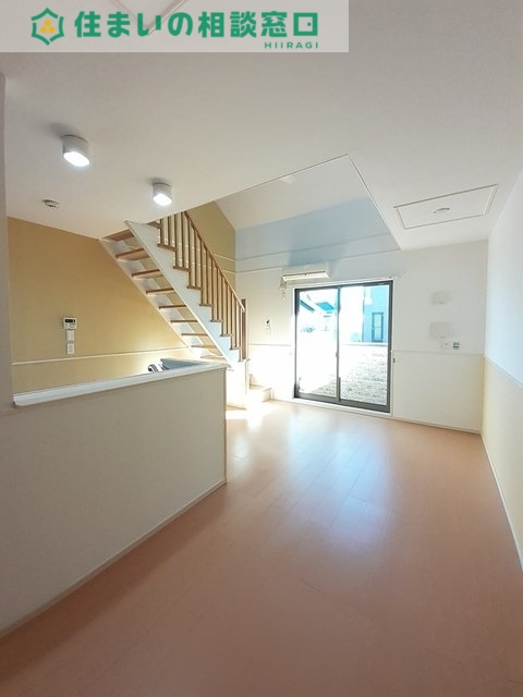 居室・リビング　同型