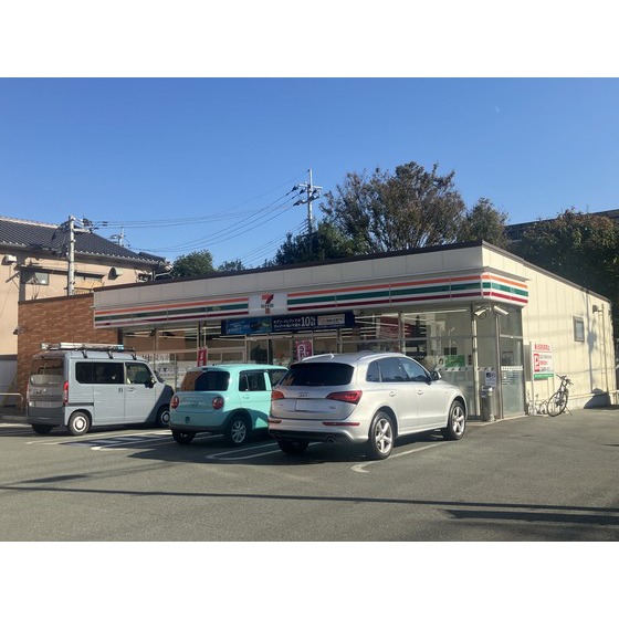 コンビニ　セブンイレブン熊本水前寺５丁目店（コンビニ）まで698m