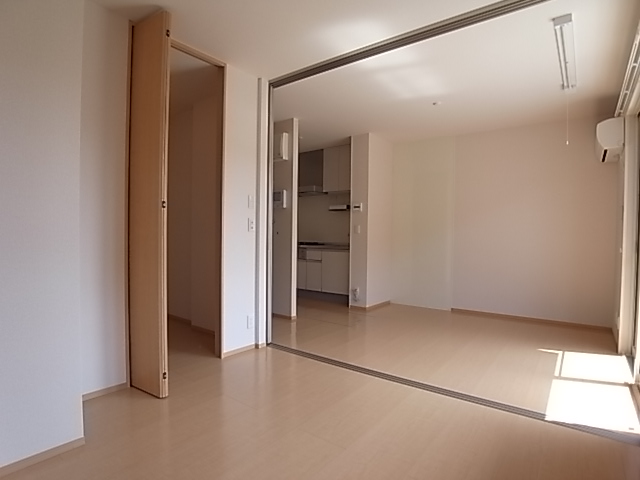 居室・リビング　同メーカーの類似写真です