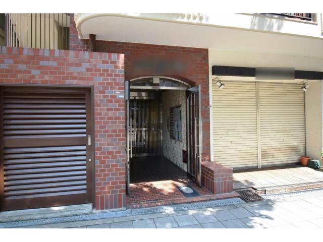 エントランス　エントランス部分