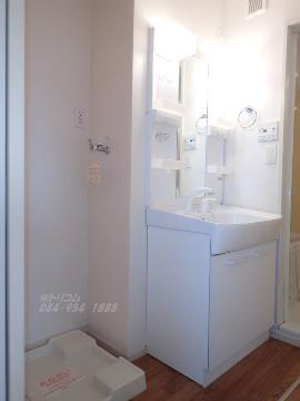 洗面設備　洗髪洗面化粧台