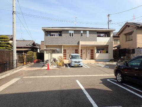 建物外観　外観写真（昼）