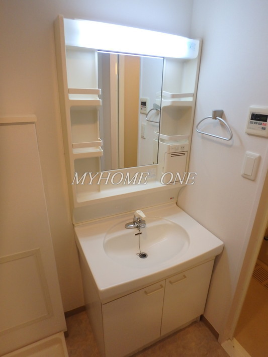 洗面設備　独立洗面台