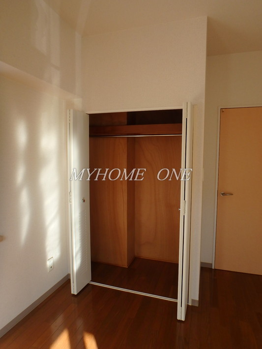 収納　洋室収納