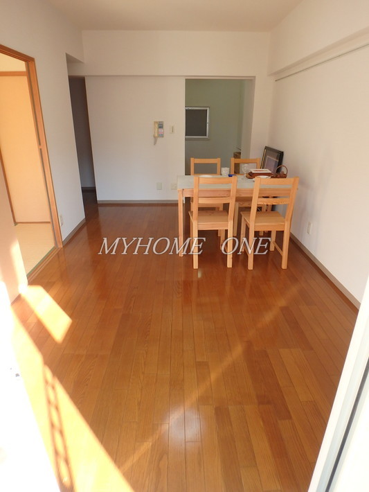 居室・リビング　リビング