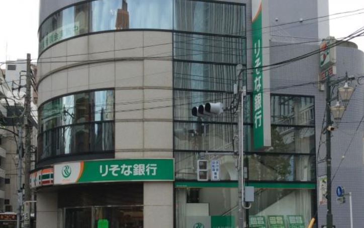 銀行　りそな銀行蒲田支店（銀行）まで675m