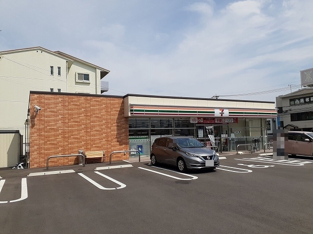 コンビニ　セブンイレブン　大分明野北５丁目店（コンビニ）まで56m