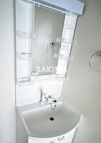 洗面設備　身支度に便利な洗面台♪