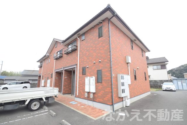 建物外観　落ち着いた雰囲気の外観です