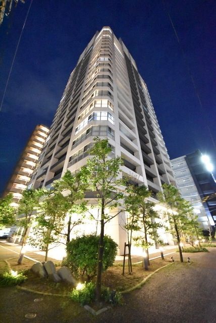 建物外観　敷地も広く開放感のある立地です