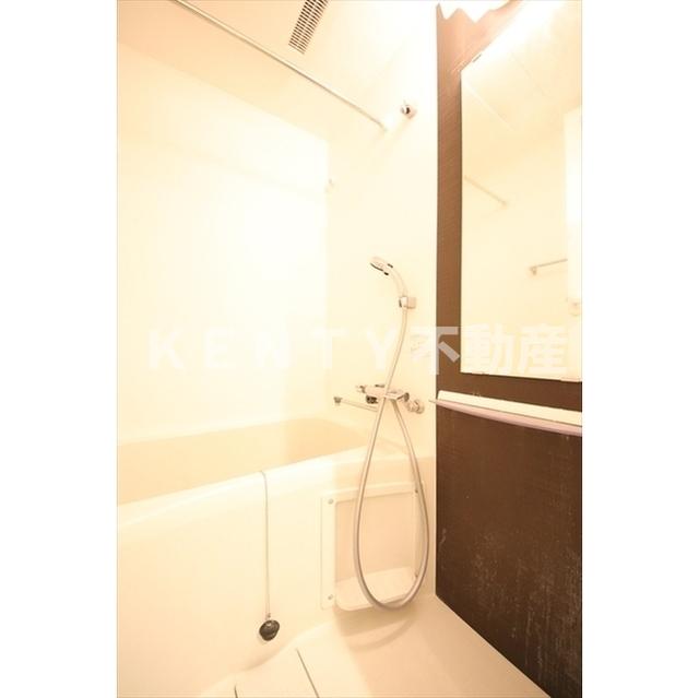 バス・シャワールーム　お風呂です