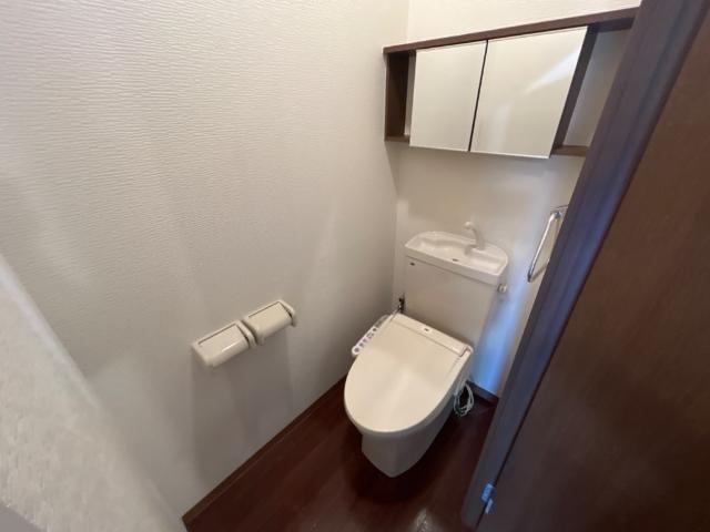 トイレ　トイレ