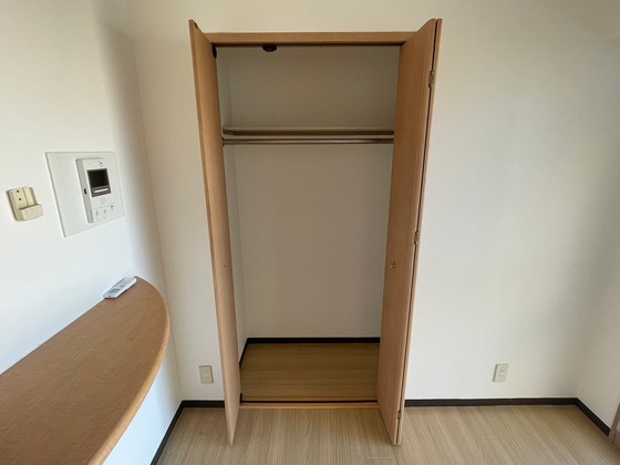 収納　※別部屋の写真です