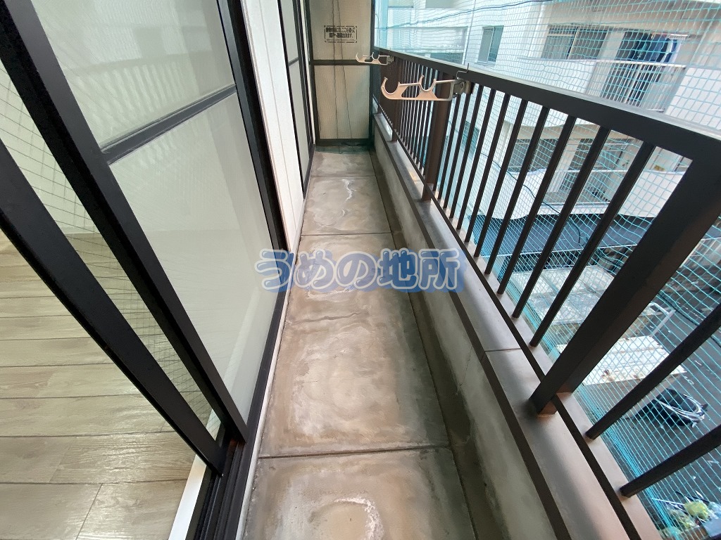 バルコニー　バルコニー