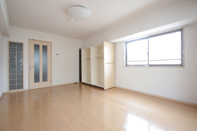 居室・リビング　※別室の参考写真の為、現況優先です。