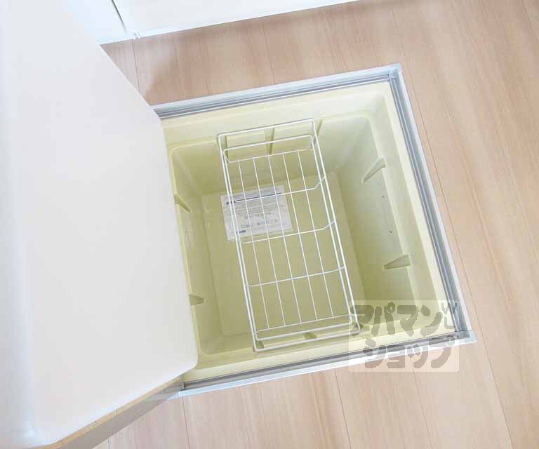 収納　１階には床下収納もあります