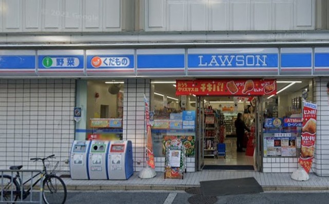 コンビニ　ローソン　吹田垂水三丁目店（コンビニ）まで329m